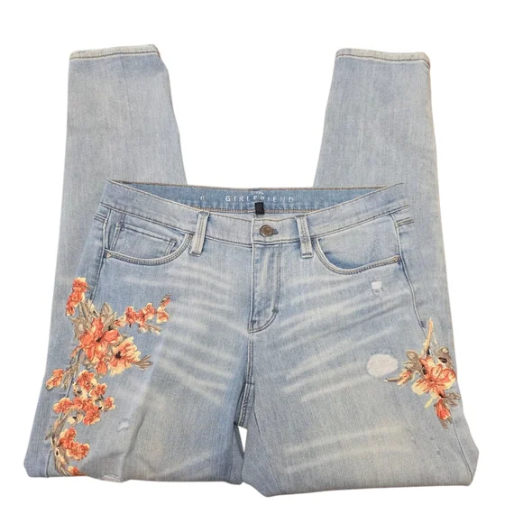 WHBM The Girlfriend Floral Embroidered Light Blue Jeans Size 6 - Picture 8 of 16